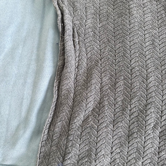 Chase Lands' End Women's Beige Chevron Sweater - Picture 4 of 5